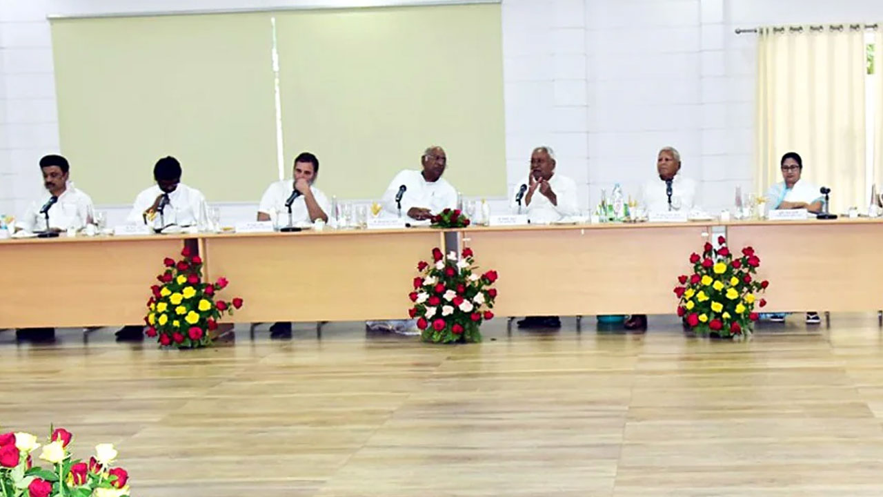 Opposition Meet: విపక్షాల రెండవ సమావేశం బెంగళూరులోనట.. స్పష్టం చేసిన శరద్ పవార్