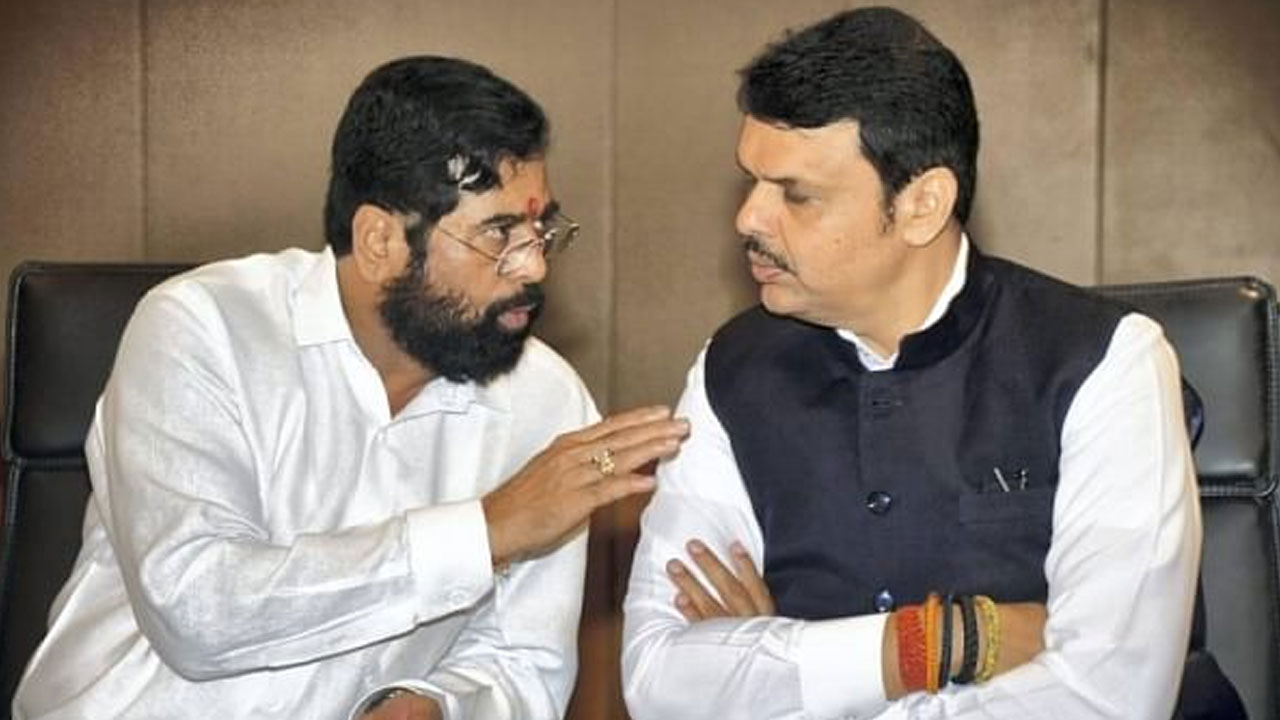 Maharashtra Politics: ఫడ్నవీస్‭ను దాటి ఎదిగిన షిండే.. రాజకీయ దుమారం లేపిన మహా సీఎం పత్రికా ప్రకటన