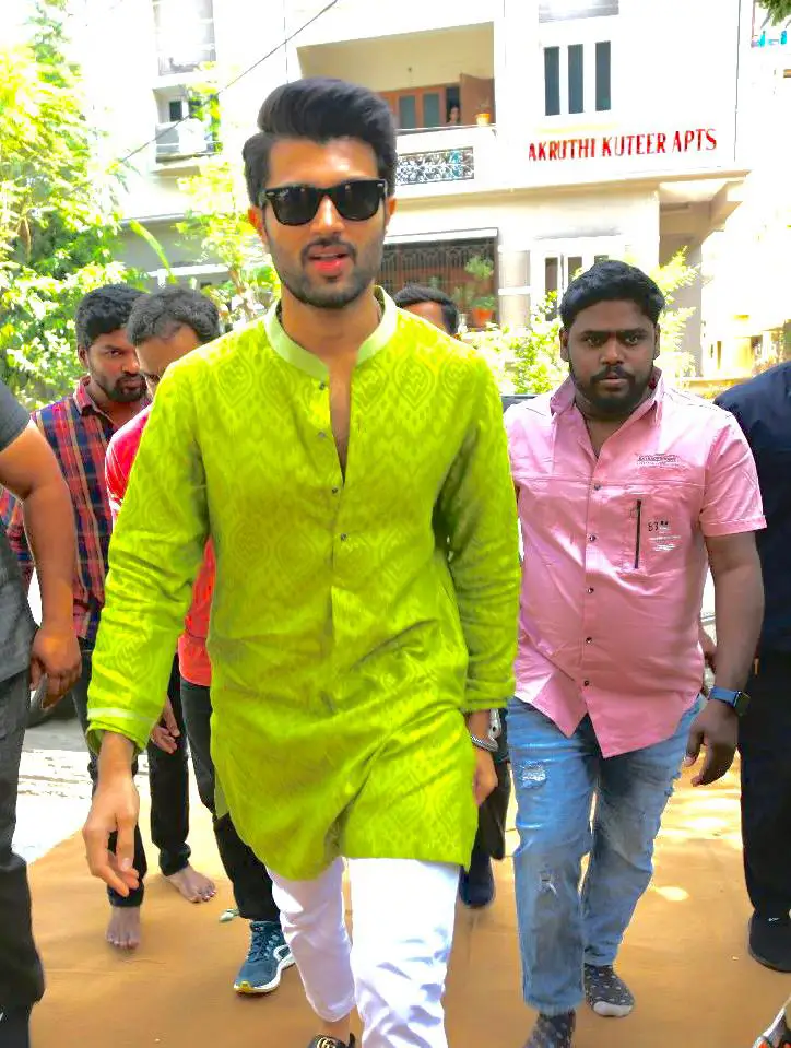 Vijay Devarakonda Mrunal Thakur VD13 Movie opening Pooja Ceremony