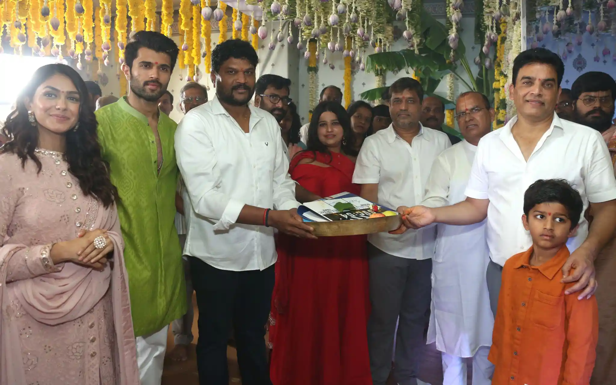 Vijay Devarakonda Mrunal Thakur VD13 Movie opening Pooja Ceremony