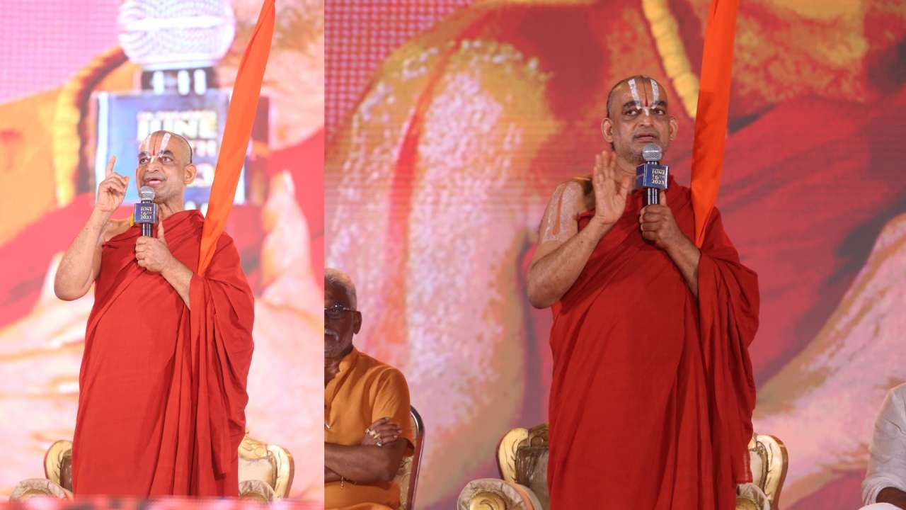 Chinna Jeeyar Swami : నిజమైన బాహుబలి రాముడు.. మాలాంటి వాళ్ళు సినిమా ఈవెంట్స్‌కి రారు.. కానీ ఆదిపురుష్..