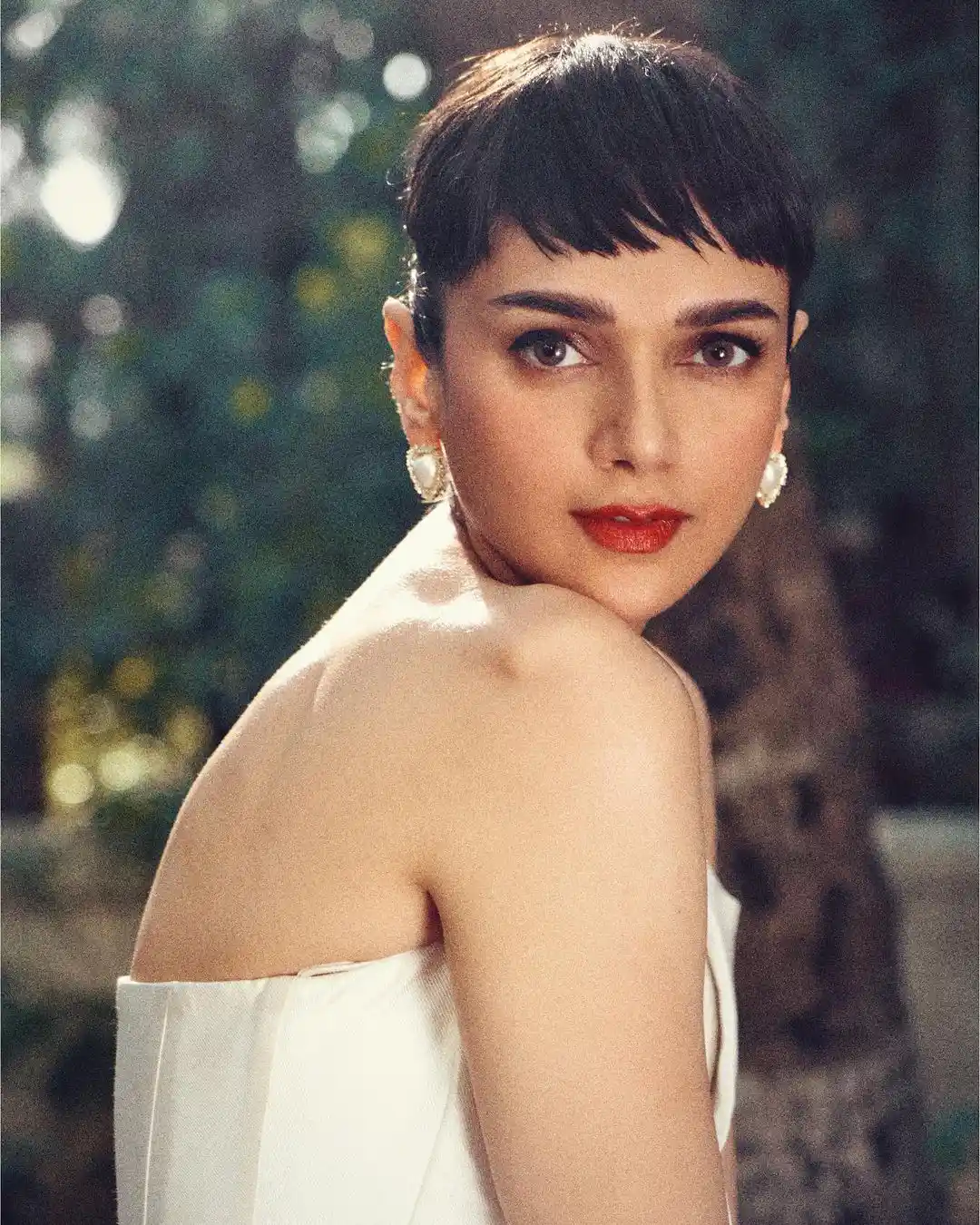 Aditi Rao Hydari with New Hair Style