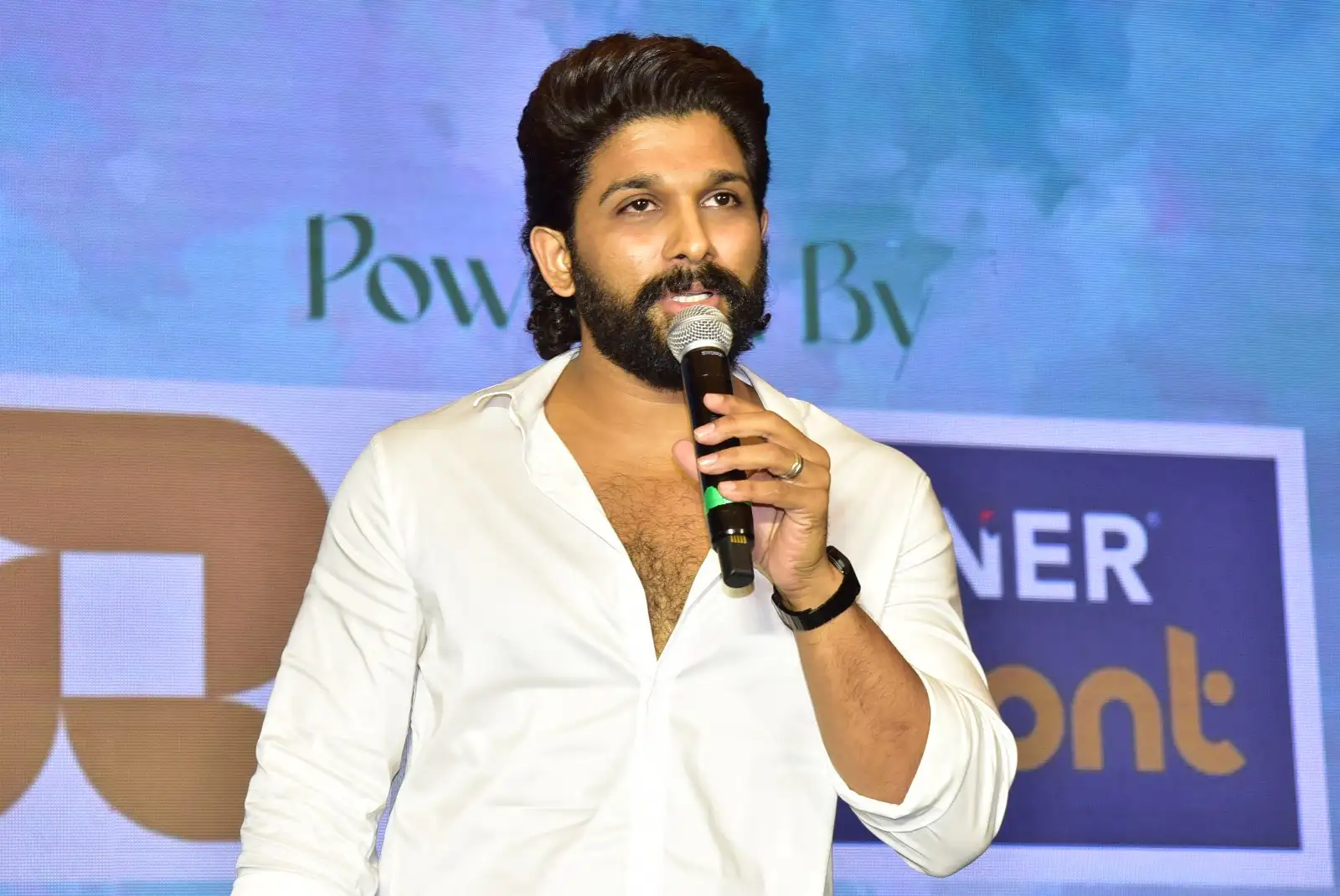Allu Arjun Photos at Baby movie success celebrations
