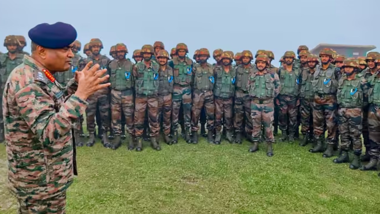 China Military: తీరు మార్చుకోని చైనా.. ఎల్ఏసీ సమీపంలో సైనిక బలాన్ని పెంచుకుంటున్న డ్రాగన్ కంట్రీ