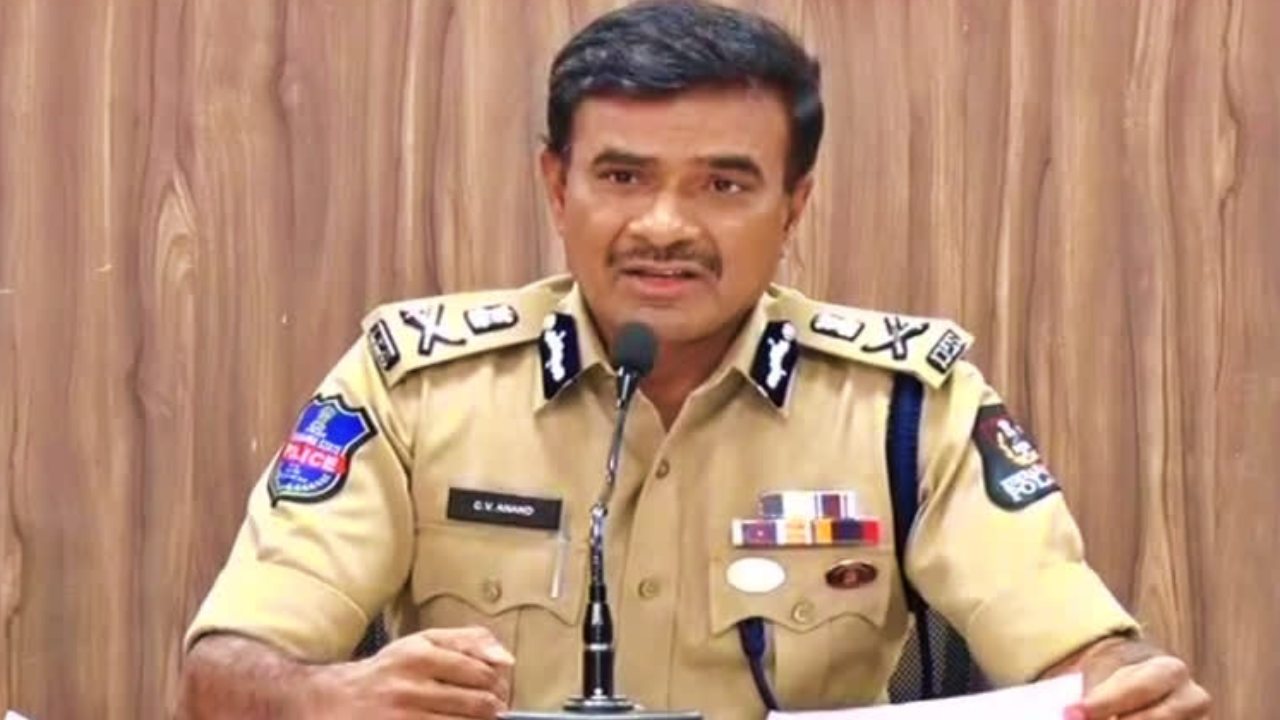 CP CV Anand : కేబీఆర్ పార్క్ చుట్టూ 264 సీసీ కెమెరాలు.. 15 నిమిషాల్లో నేరం చేసిన వ్యక్తిని గుర్తిస్తున్నాం : సీపీ సీవీ ఆనంద్