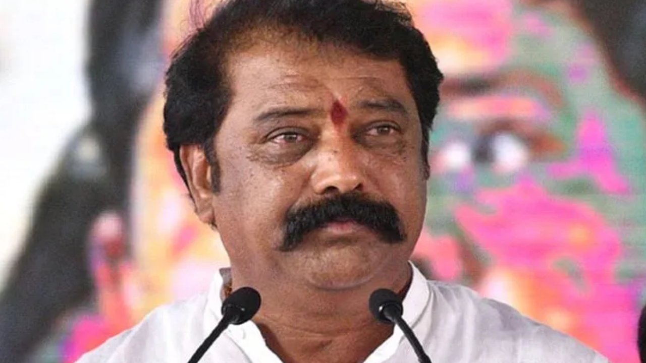 Gummanuru Jayaram : లోకేష్ పాదయాత్ర ఎక్కడ జరుగుతుందో ఆయనకే తెలియదు : మంత్రి గుమ్మనూరు