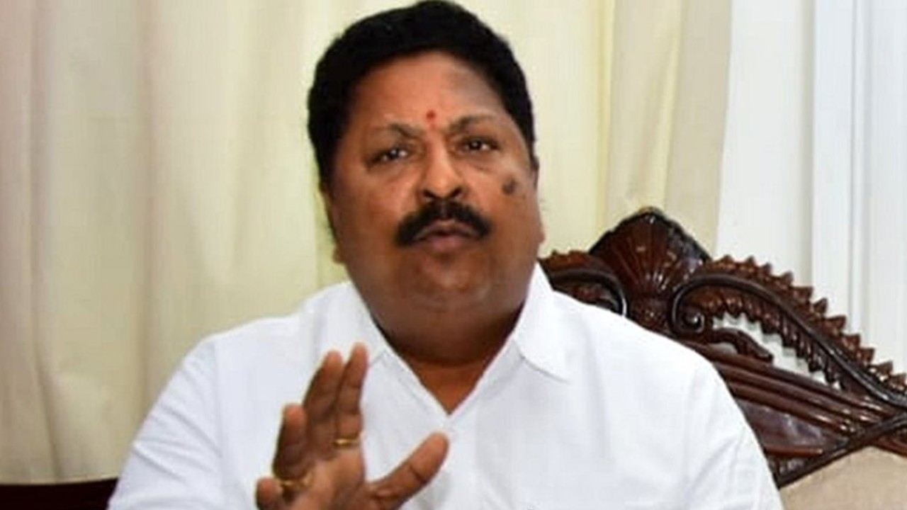 Karumuri Nageshwara Rao : ఎప్పుడు ఎన్నికలు వచ్చినా.. ఎన్ని పార్టీలు కలిసినా సింగిల్ గానే పోటీ : మంత్రి కారుమూరి