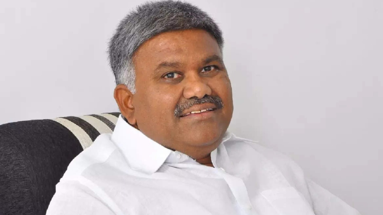 MLA Ketireddy Peddareddy : కాల్వ శ్రీనివాసులు అవినీతి చిట్టా అంతా నా దగ్గర ఉంది : ఎమ్మెల్యే కేతిరెడ్డి పెద్దారెడ్డి