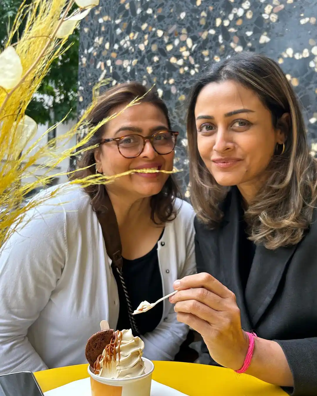 Mahesh Babu Enjoying with Family in London