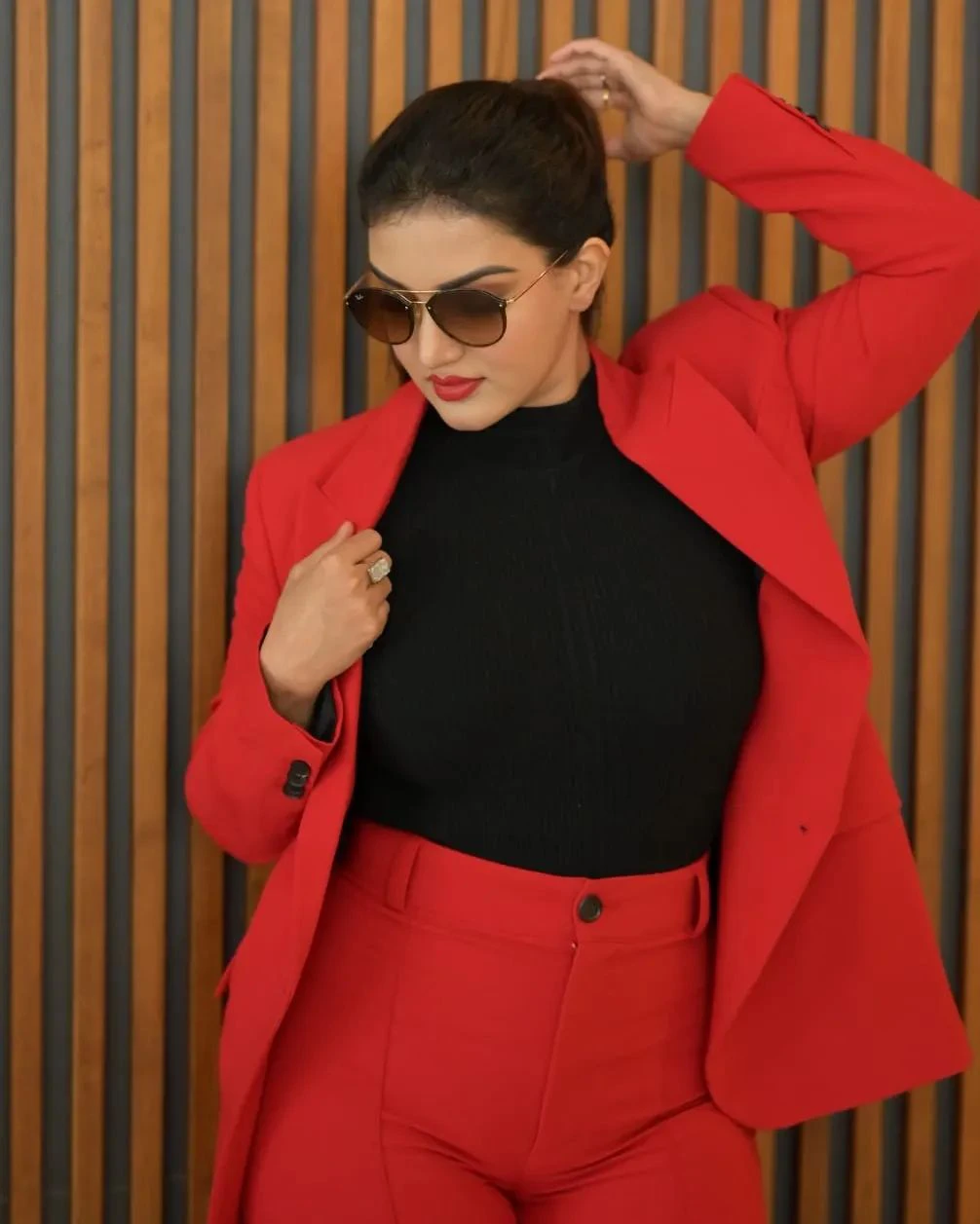 Malayala Actress Honey Rose Stylish Photos gone viral