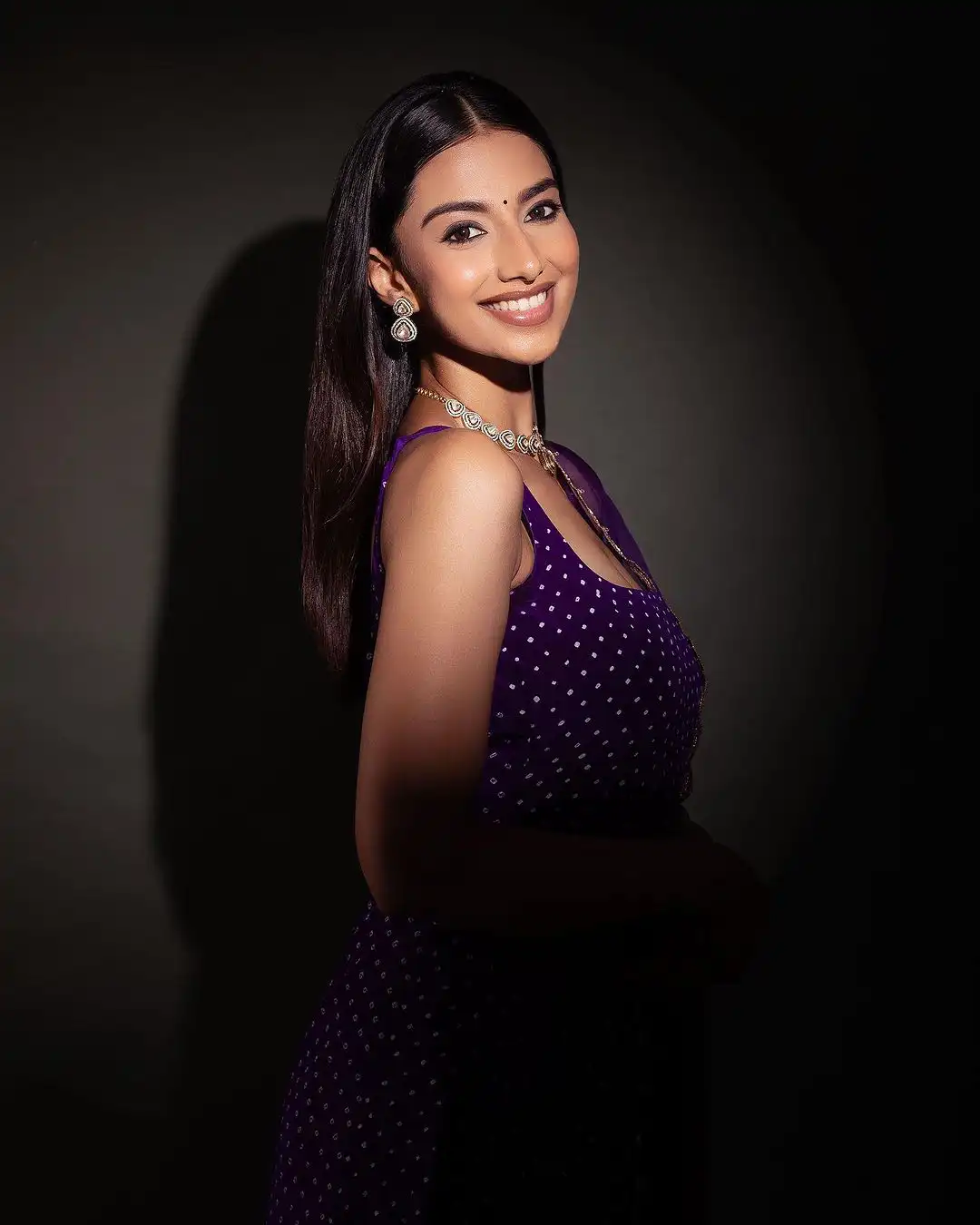 Meenakshi Chaudhary cute photos in Punjabi Dress