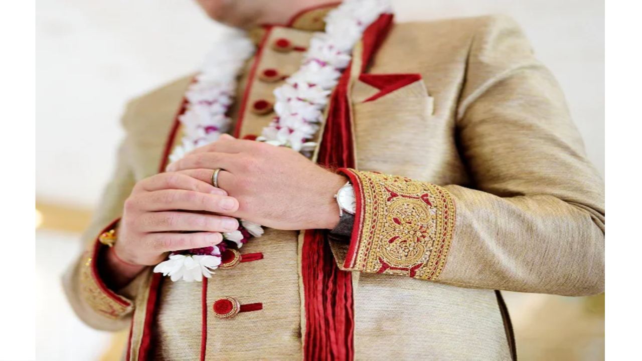 Uttar Pradesh : అత్తగారు సిగరెట్ కాలుస్తూ డ్యాన్స్ చేసిందని ఆగిపోయిన పెళ్లి