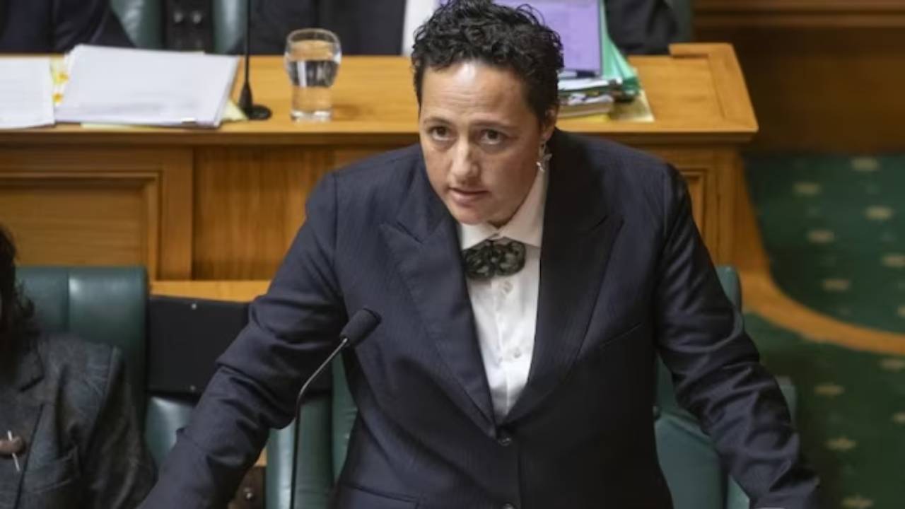 Minister Kiri Allan : ఫుల్‌గా మందుకొట్టి కారు నడిపిన కేంద్ర మహిళా మంత్రి .. పోలీసులు అరెస్ట్ చేయబోతే రచ్చ రచ్చ