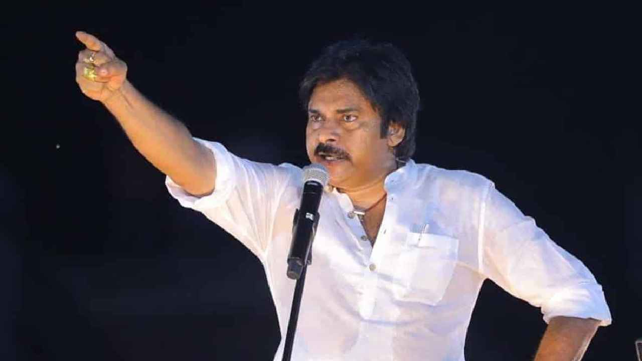 Pawan Kalyan : వేశ్యలకు కూడా ఒక హక్కు ఉంటుంది- మరోసారి వాలంటీర్లపై పవన్ కల్యాణ్ సంచలన వ్యాఖ్యలు