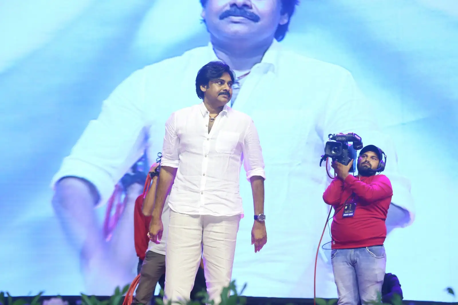 Pawan Kalyan Stylish looks from Bro Movie Pre Release Event