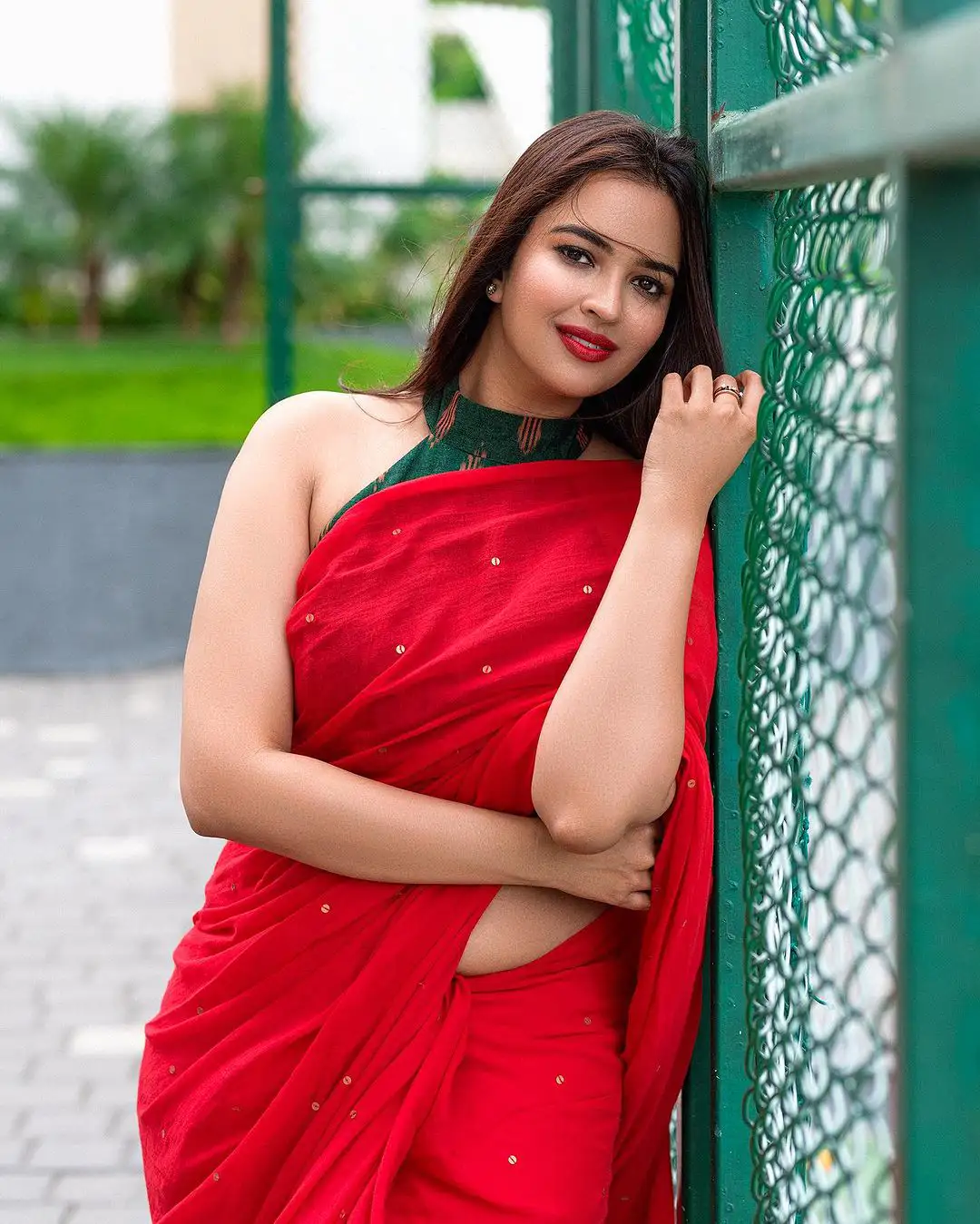 Pujita Ponnada Spicy Photo Shoot in Red Saree