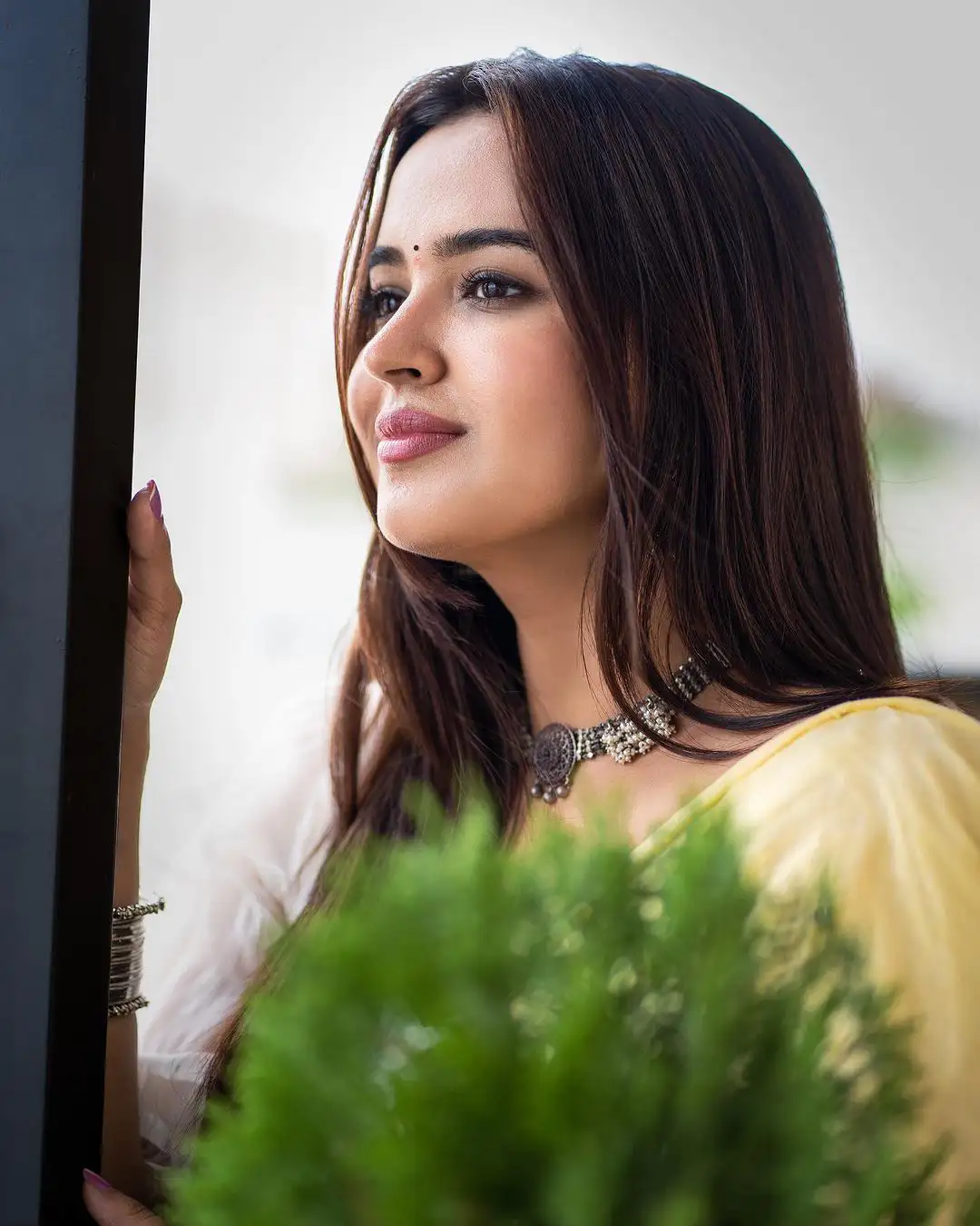 Pujita Ponnada Cute looks in Saree