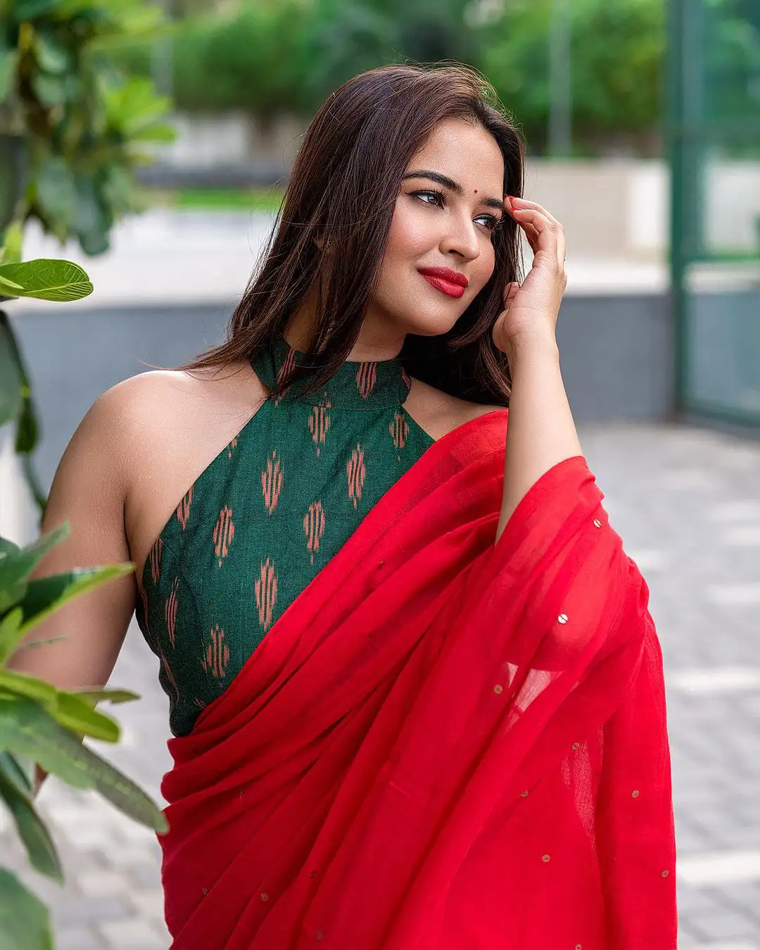 Pujita Ponnada Spicy Photo Shoot in Red Saree