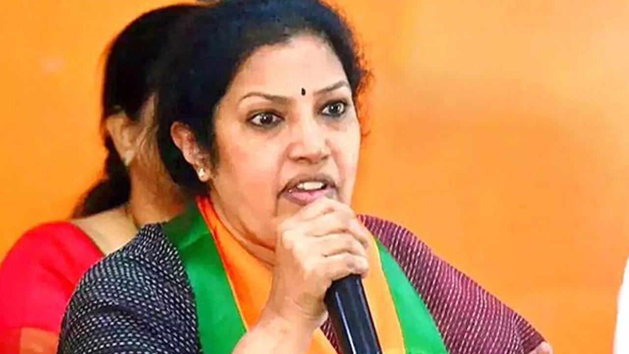 Purandheswari : కేంద్రం నిధులను పక్కదారి పట్టిస్తున్న రాష్ట్ర ప్రభుత్వం : పురంధేశ్వరి