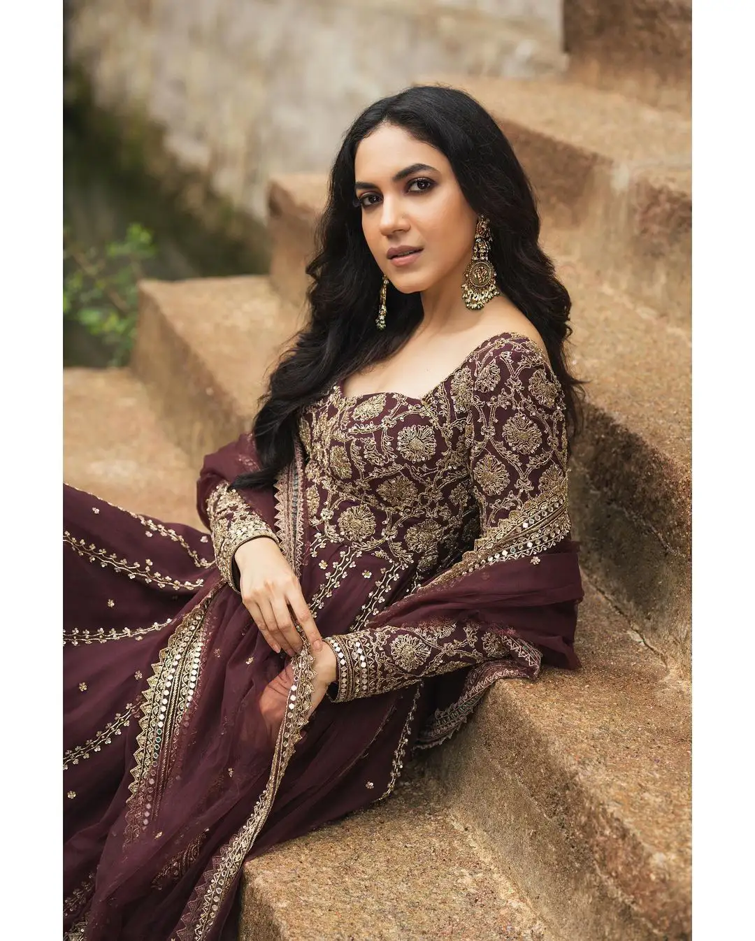 Ritu Varma Gorgeous Looks in Traditional Dress