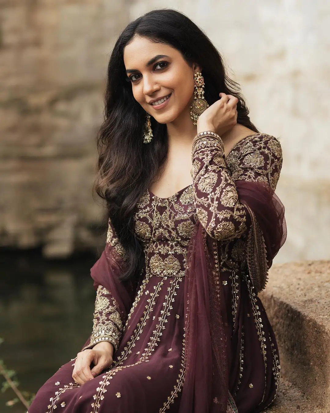 Ritu Varma Gorgeous Looks in Traditional Dress