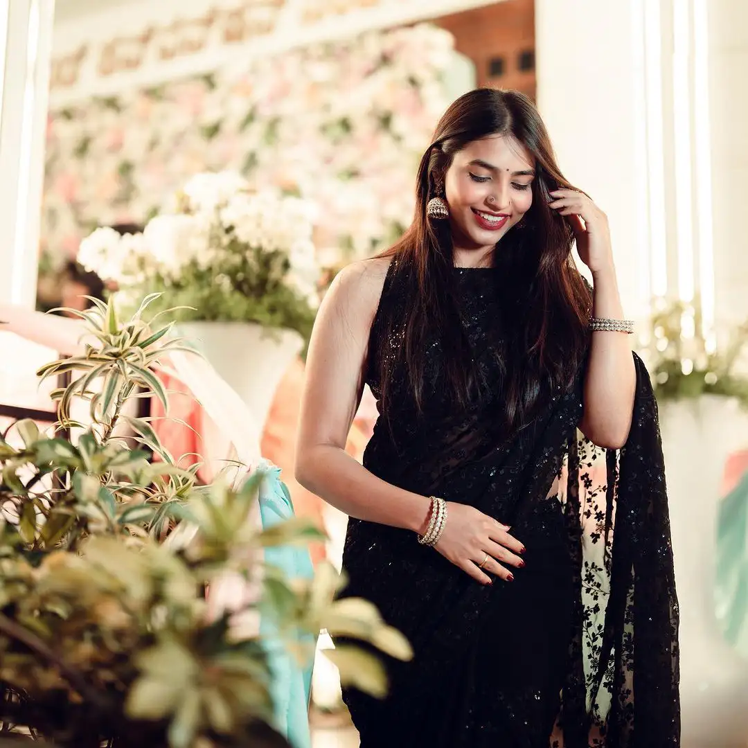 Sapthami Gowda Shines in Black Saree