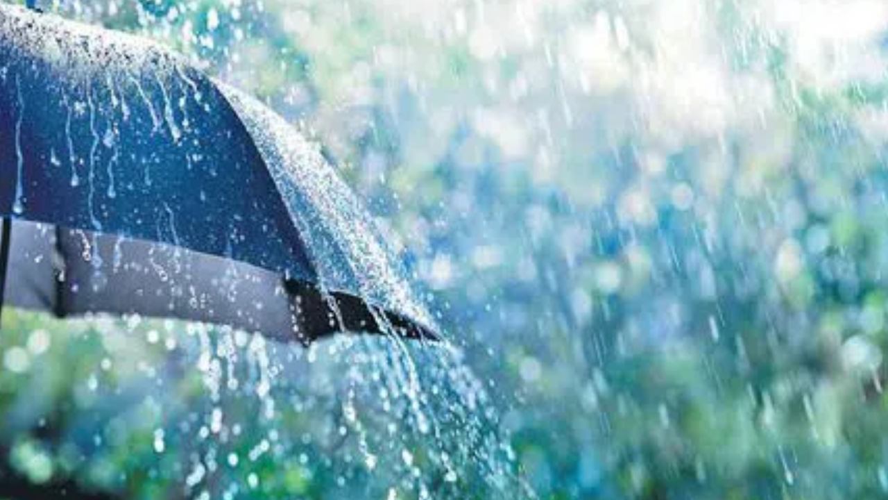 Telangana Rains : తెలంగాణలో మరో నాలుగు రోజులు భారీ వర్షాలు.. ఎల్లో అలెర్ట్ జారీ