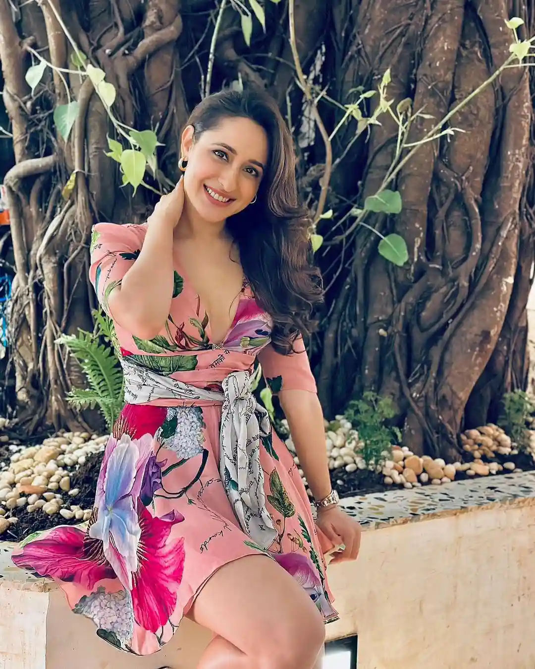 Tollywood actress Pragya Jaiswal latest photos gone viral