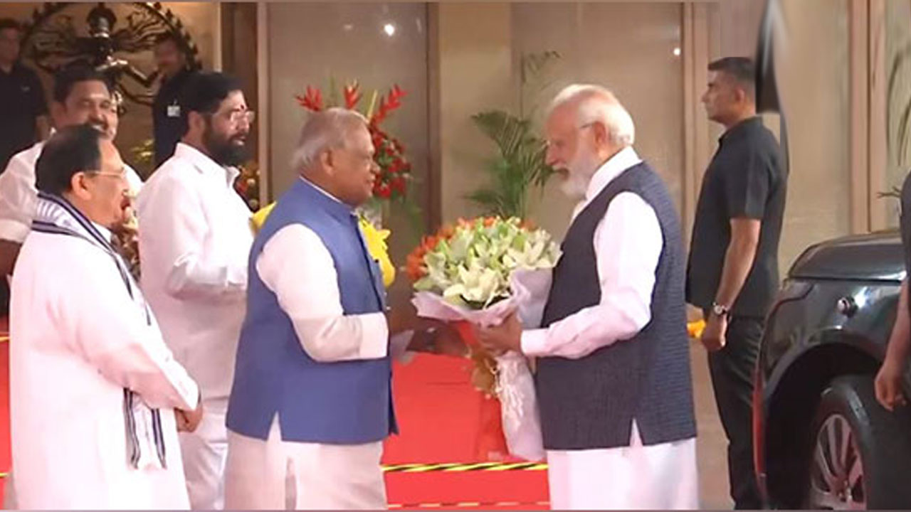 NDA Meet: ఎన్డీయే సమావేశం కోసం అశోక హోటల్ కు చేరుకున్న ప్రధాని మోదీ