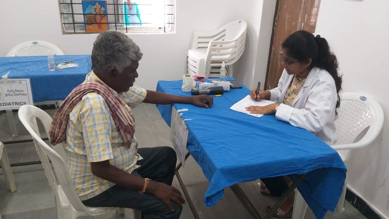 Welspun: మారుమూల గ్రామంలో మెగా హెల్త్ క్యాంప్