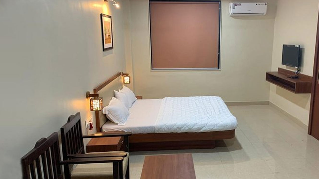 Indian Railway: రైల్వేలో తరుచూ ప్రయాణం చేస్తుంటారు.. అయినా చాలా మందికి ఈ విషయం తెలియదు