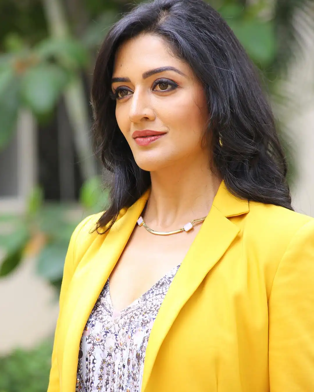 Vimala Raman stylish poses in Rudrangi Movie Promotions