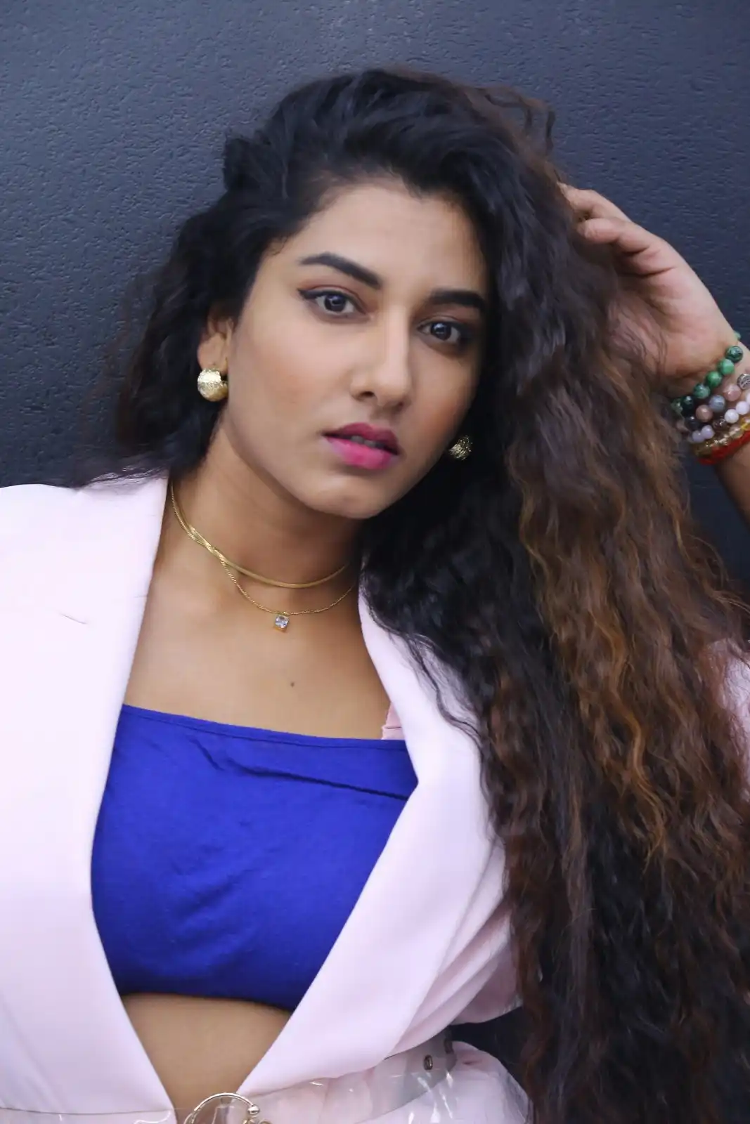 Vishnupriyaa Bhimeneni Stylish Poses in Daya Series Trailer Launch Event