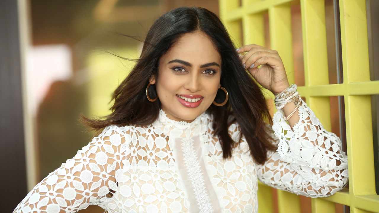 Nandita Swetha : ఆ వ్యాధితో బాధపడుతున్నా.. వ్యాయామాలు చేయలేను.. కానీ ఈ సినిమా కోసం.. హీరోయిన్ ఎమోషనల్..
