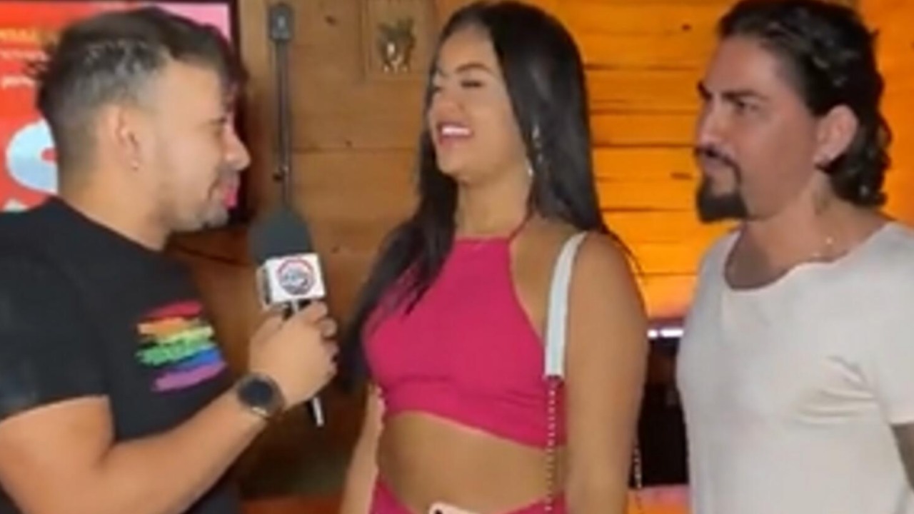 Woman Love with Phone Thief : తన ఫోన్ చోరీ చేసిన దొంగతో యువతి ప్రేమాయణం .. వీరి లవ్వు స్టోరీ మామూలుగా లేదుగా..