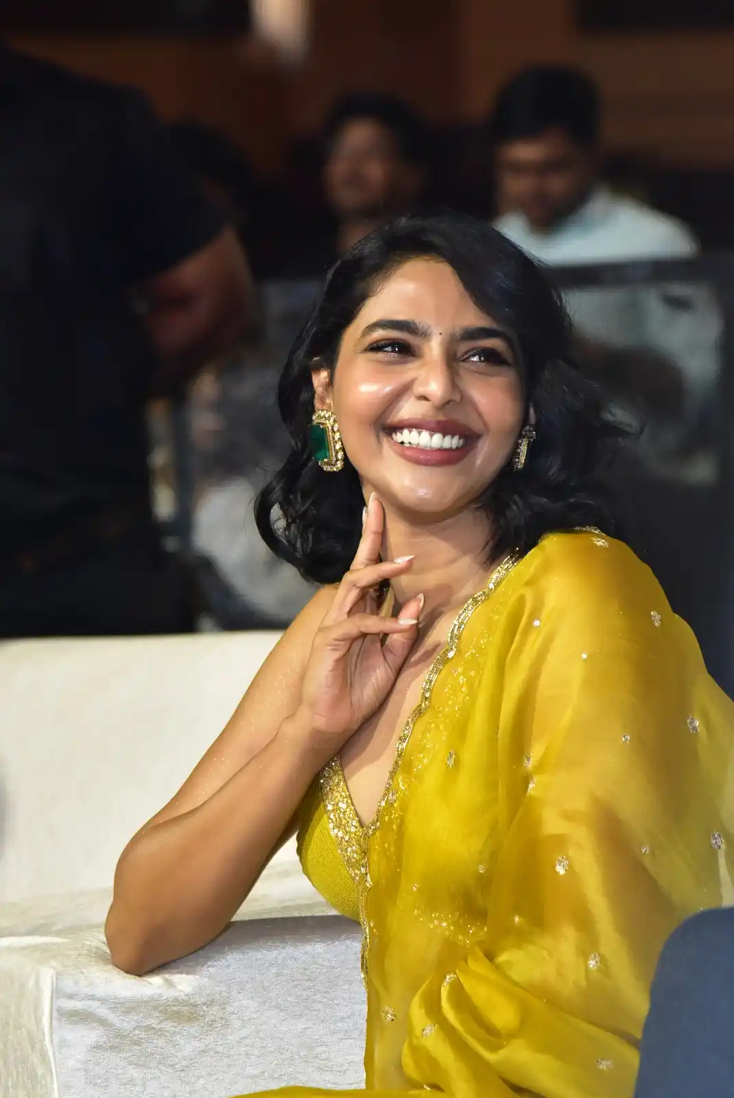 Aishwarya Lekshmi shines in King of Kotha Pre Release Event