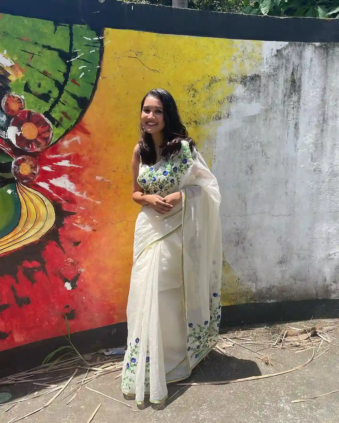 Anikha Surendran Saree Photos