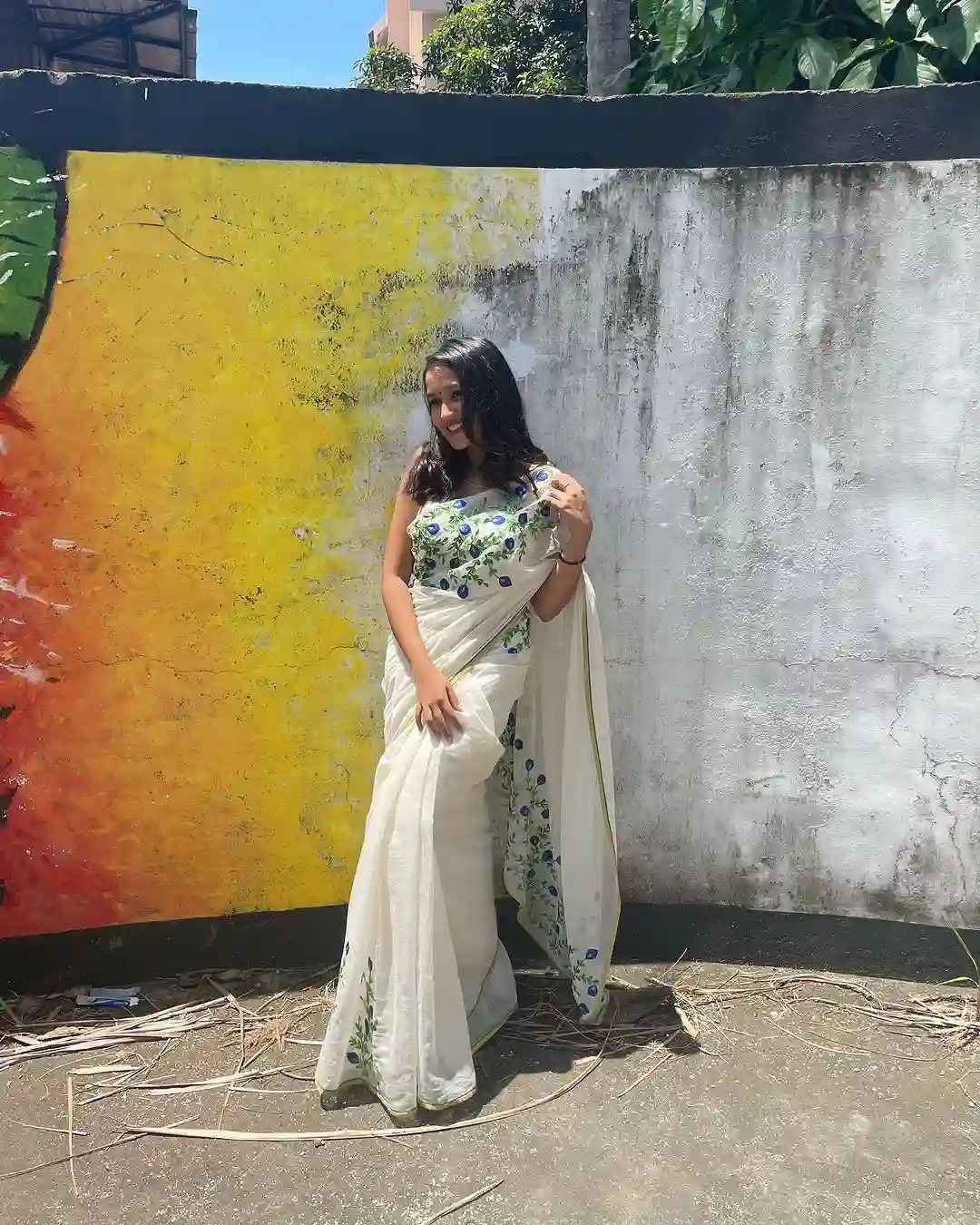 Anikha Surendran Saree Photos