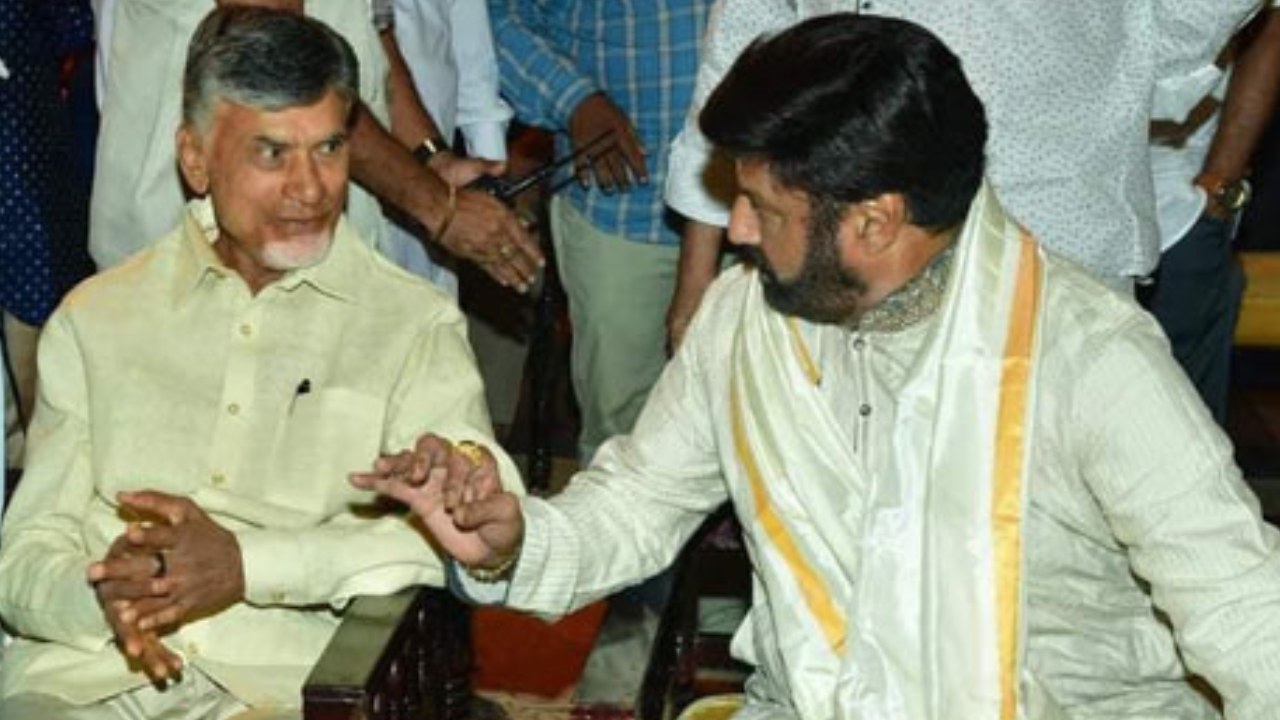 Nandamuri Suhasini Son Marriage: మనవడి వివాహ వేడుకలో సందడి చేసిన చంద్రబాబు, బాలయ్య .. ఫొటోలు వైరల్