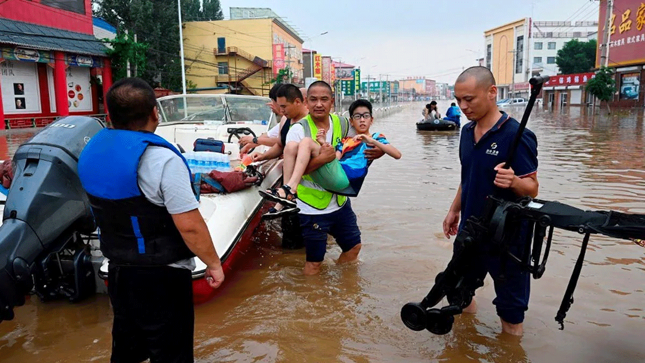 China Severe Floods : చైనాలో తీవ్రమైన వరదలు…29 మంది మృతి, 16 మంది గల్లంతు