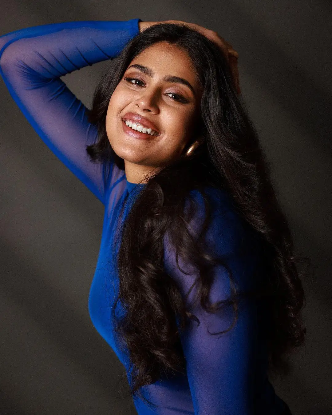 Faria Abdulla Crispy Looks in Blue Net Dress