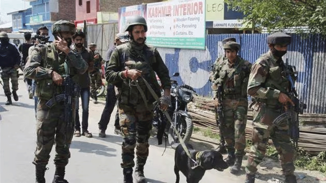 High alert on August 15 : ఉగ్ర దాడులకు పాక్ వ్యూహం..ఇంటలిజెన్స్ హెచ్చరికలతో హైఅలర్ట్