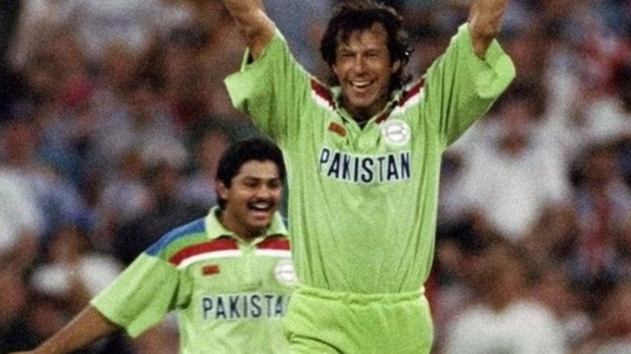 Pakistan Cricket Board: తప్పును సరిదిద్దుకున్న పాకిస్థాన్ క్రికెట్ బోర్డు.. కొత్త వీడియోలోకి ఇమ్రాన్.. తొలి వీడియోపై విచిత్రమైన వివరణ