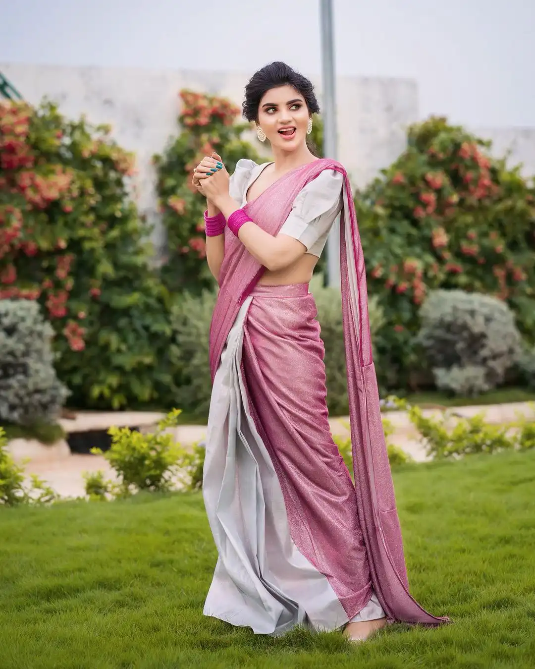 Jabardasth Varsha shares her latest saree photos