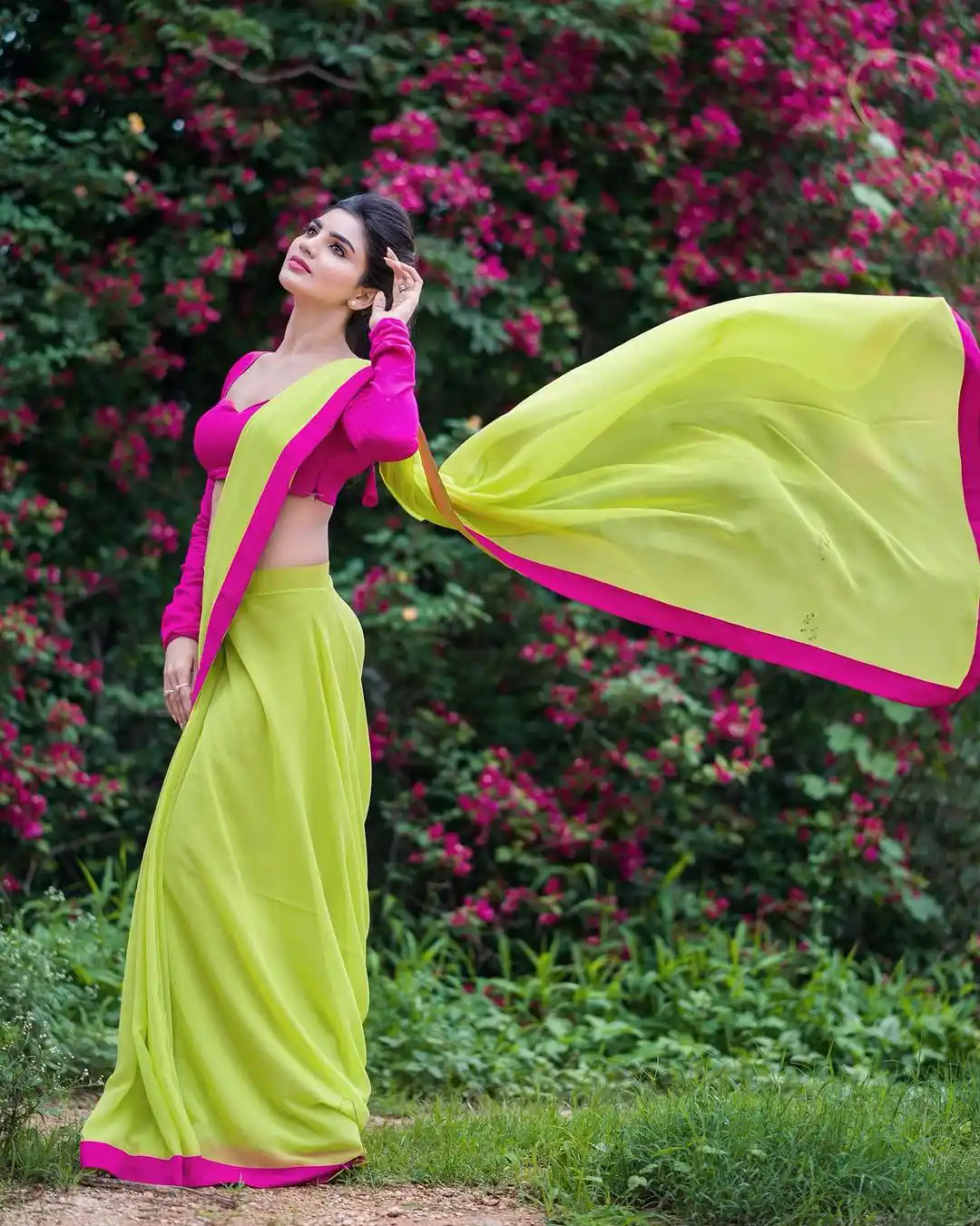 Jabardasth Varsha shares latest saree photos in her instagram