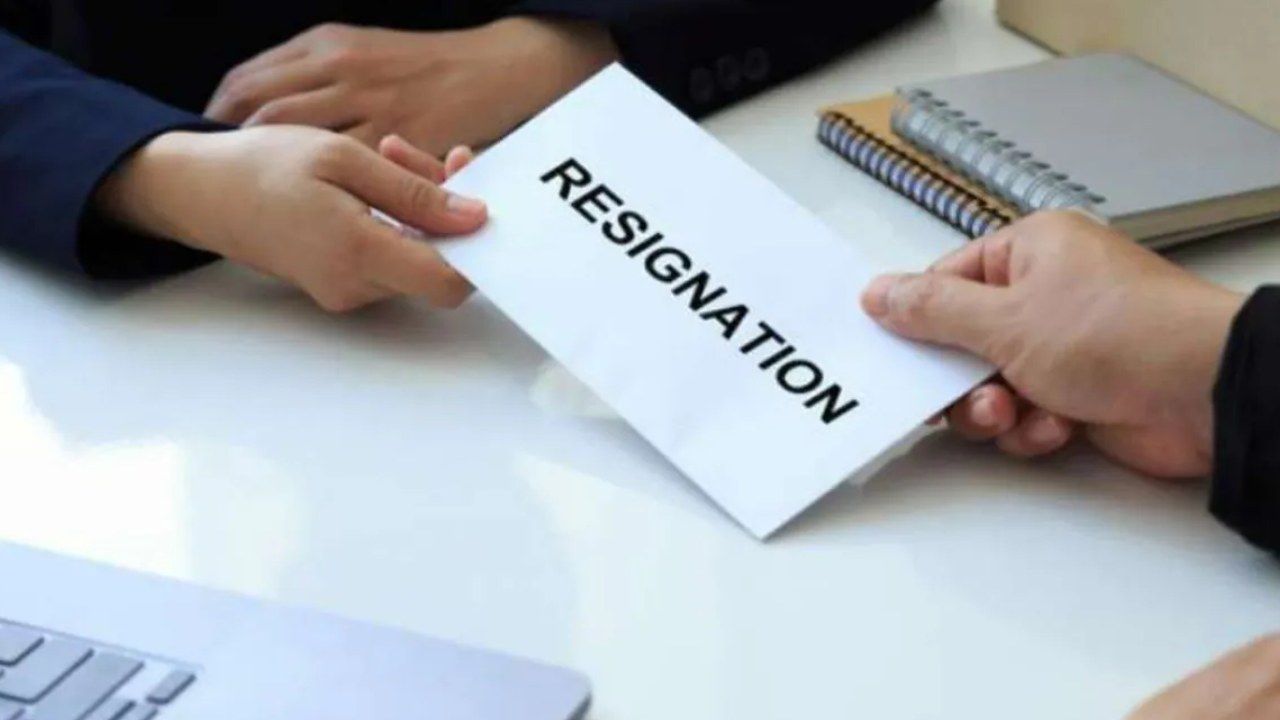 Delhi Man Quits Job : ఆఫీస్ దూరమైందని మొదటిరోజే జాబ్‌కు రిజైన్.. సోషల్ మీడియాలో నెటిజన్ల స్పందనతో కంగుతిన్న యువకుడు..