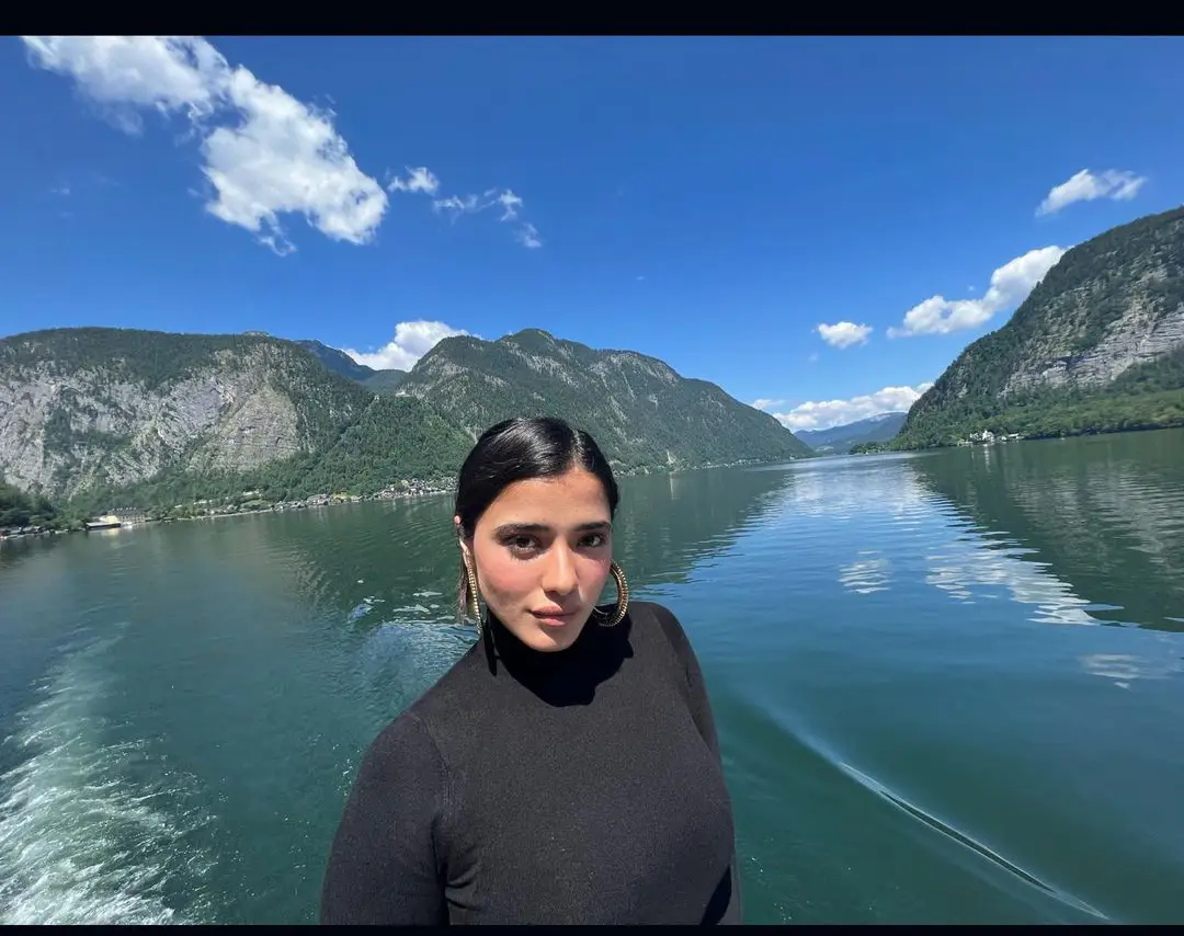 Ketika Sharma enjoying Vacation in Austria