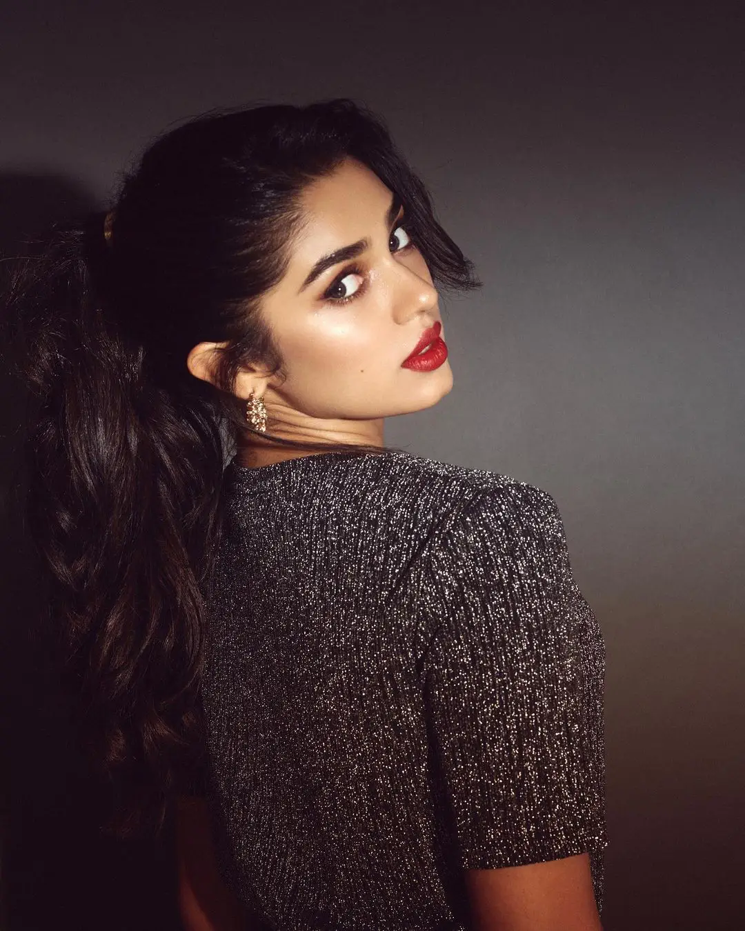 Krithi Shetty Sharp eyes with sizzling looks