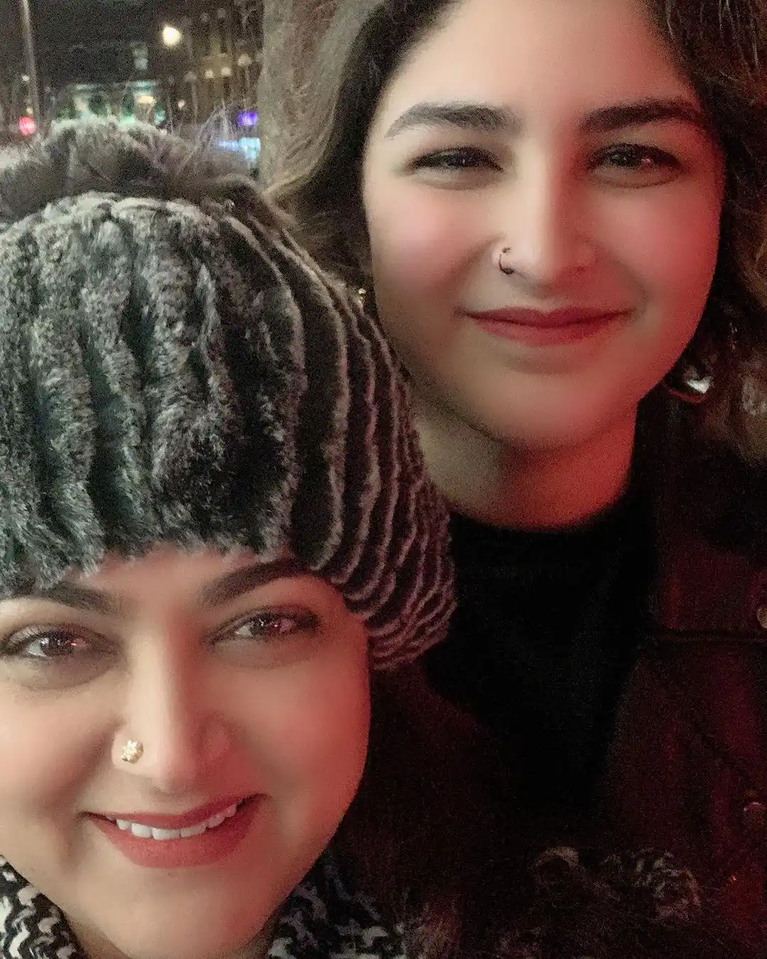 Kushboo Sundar with her Daughters Avantika and Anandita