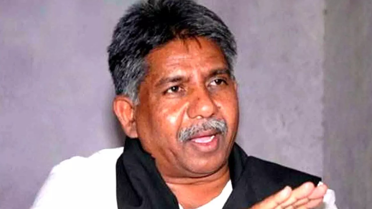 Manda krishna Madiga : వినతిపత్రంపై ఎలాంటి హామీ ఇవ్వని రేవంత్.. ఎస్సీ వర్గీకరణ చేస్తానంటే నమ్మేదెలా? : రేవంత్ రెడ్డి